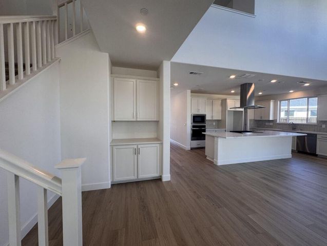 517 Flannel Ct, Roseville, CA 95747