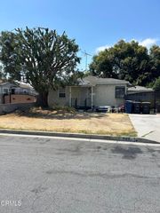 8822 Belmont Street, Bellflower, CA 90706