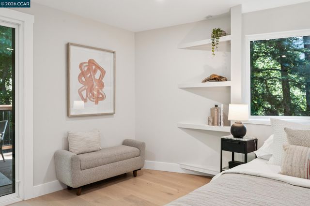 50 Overhill Rd, Orinda, CA 94563