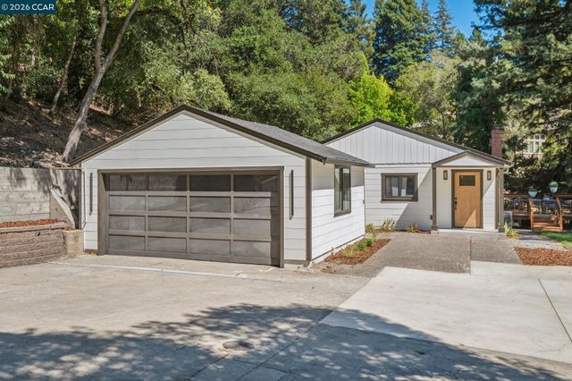 50 Overhill Rd, Orinda, CA 94563