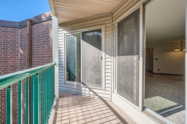 1700 Four Oaks Road 314B, Eagan, MN 55121