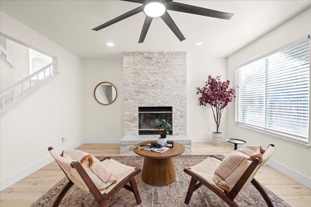 7212 Tiant Way, Elk Grove, CA 95758