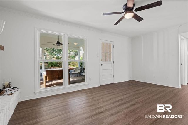511 N Wacker Lane, Mobile, AL 36608