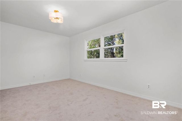 511 N Wacker Lane, Mobile, AL 36608
