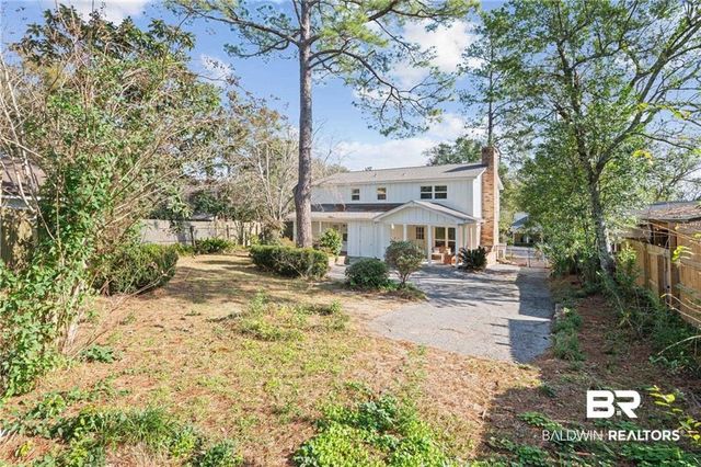 511 N Wacker Lane, Mobile, AL 36608