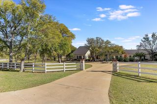 209 Tarbet TRL, Horseshoe Bay, TX 78657