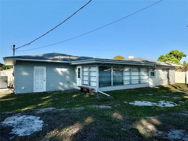 4098 21ST AVENUE N, St Petersburg, FL 33713