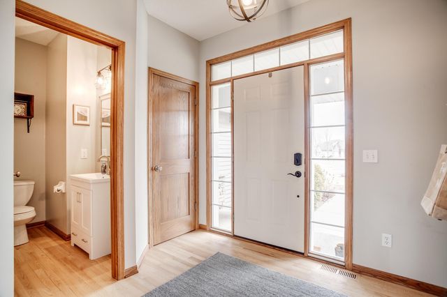 682 Lynn Court, Delano, MN 55328