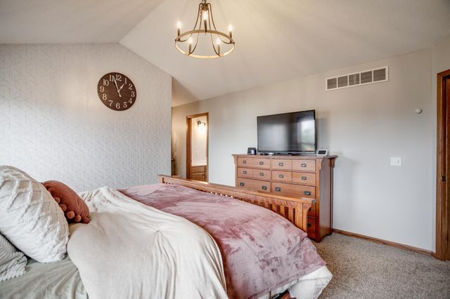 682 Lynn Court, Delano, MN 55328