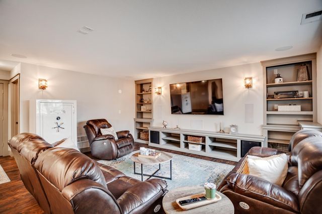 682 Lynn Court, Delano, MN 55328