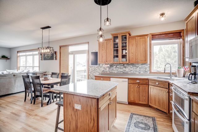 682 Lynn Court, Delano, MN 55328