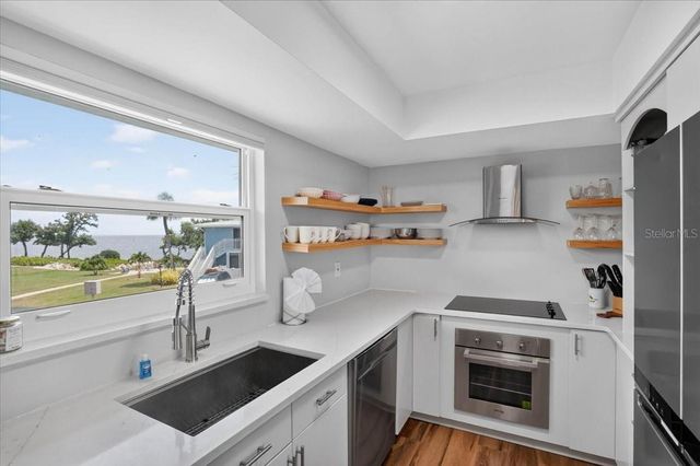 600 MANATEE AVENUE 230, Holmes Beach, FL 34217