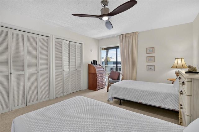 600 MANATEE AVENUE 230, Holmes Beach, FL 34217