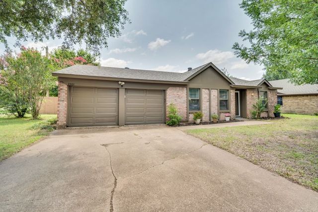 3501 French Wood Drive, Arlington, TX 76016