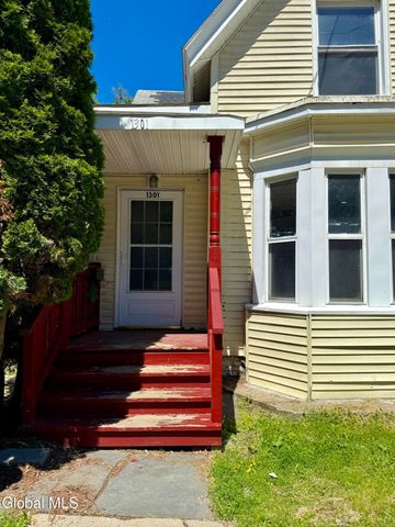 1301 Broadway, Rensselaer, NY 12144