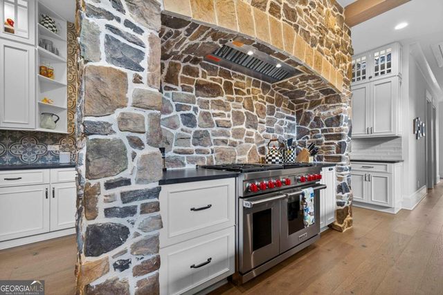 1031 Cavalier Cove, Greensboro, GA 30642