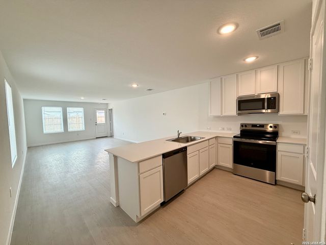 413 MOSCATO RD, New Braunfels, TX 78130