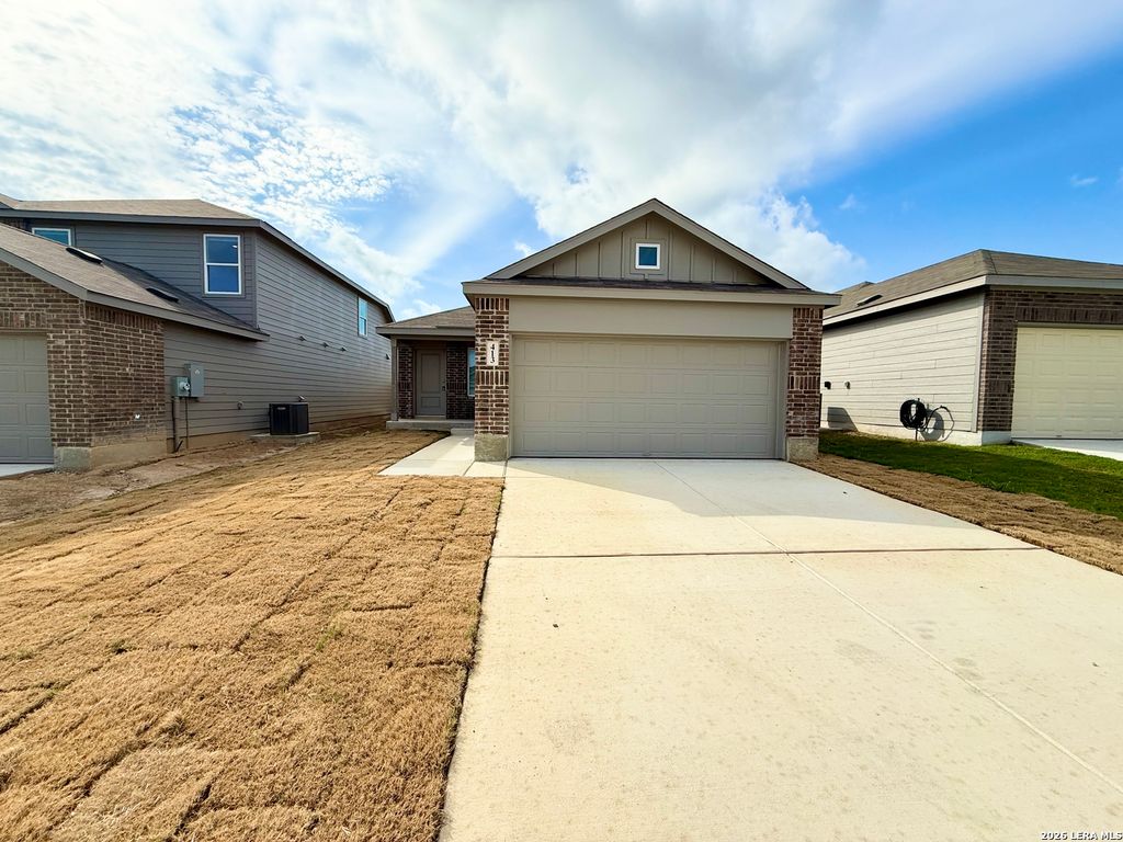 413 MOSCATO RD, New Braunfels, TX 78130