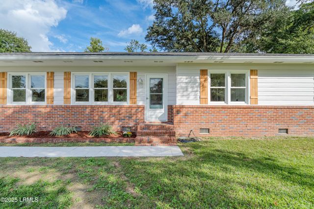 112 Pine Cove Street, Beaufort, SC 29902