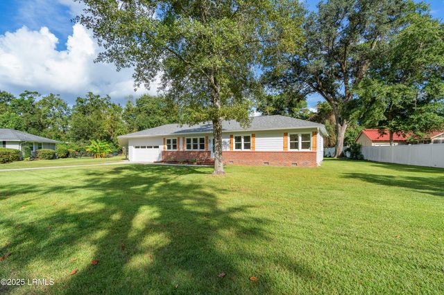 112 Pine Cove Street, Beaufort, SC 29902
