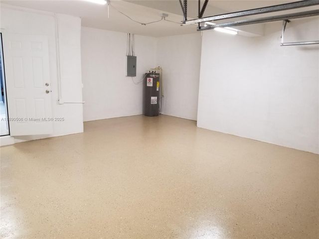 949 NW 10th St, Homestead, FL 33030