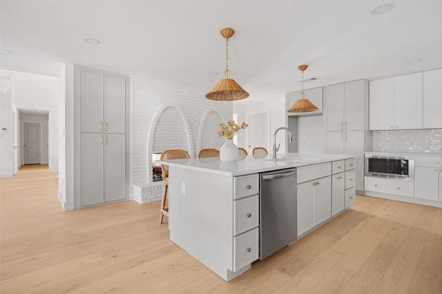 7850 La Sobrina Drive, Dallas, TX 75248