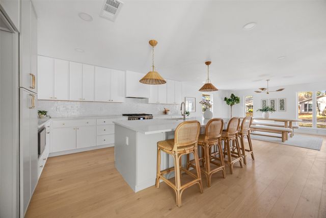 7850 La Sobrina Drive, Dallas, TX 75248