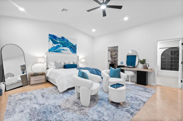 516 Royal Plaza Drive, Fort Lauderdale, FL 33301