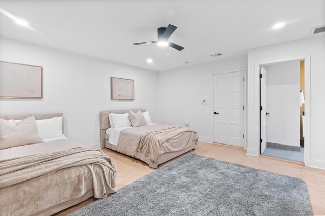 516 Royal Plaza Drive, Fort Lauderdale, FL 33301