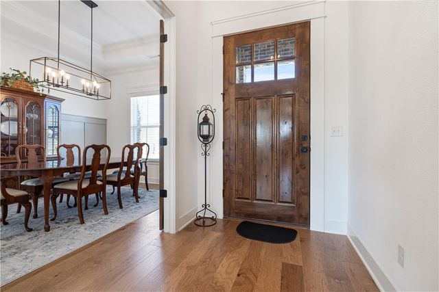 1310 Elizabeth Loop, Bentonville, AR 72713