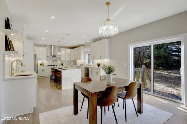 750 Holmdel Road, Holmdel, NJ 07733