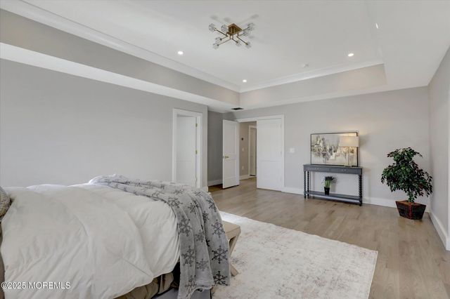 750 Holmdel Road, Holmdel, NJ 07733