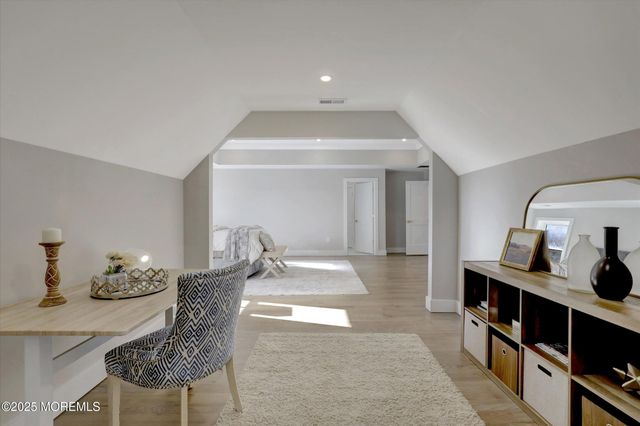 750 Holmdel Road, Holmdel, NJ 07733