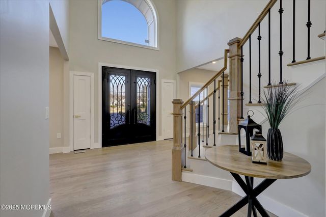 750 Holmdel Road, Holmdel, NJ 07733