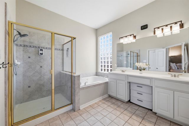 124 Myrtle Creek, Grapevine, TX 76051
