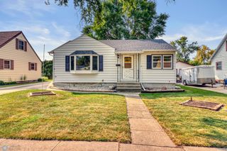 117 3rd Avenue W, West Fargo, ND 58078