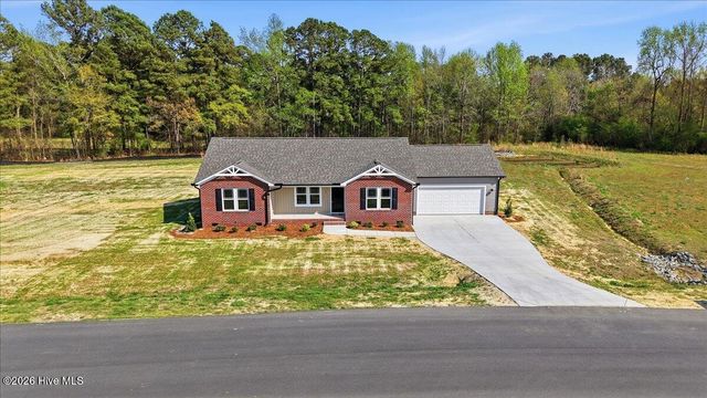 104 Grace Pond Avenue, Benson, NC 27504
