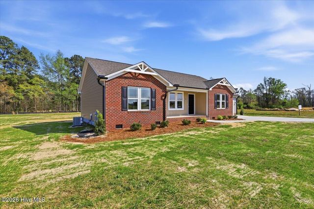 104 Grace Pond Avenue, Benson, NC 27504