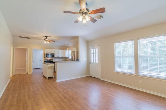10755 Royal York Drive, Conroe, TX 77303