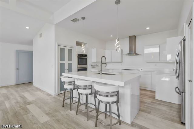 4044 62nd AVE NE, Naples, FL 34120