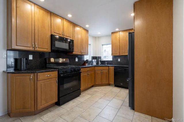 35 Rokeby Place, Staten Island, NY 10310