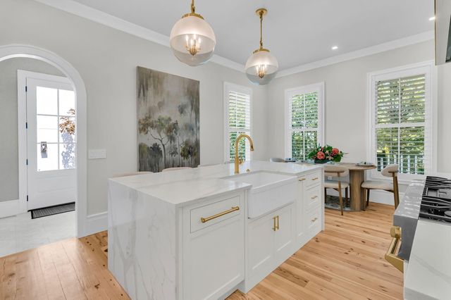 45 Eastlake Road, Mount Pleasant, SC 29464