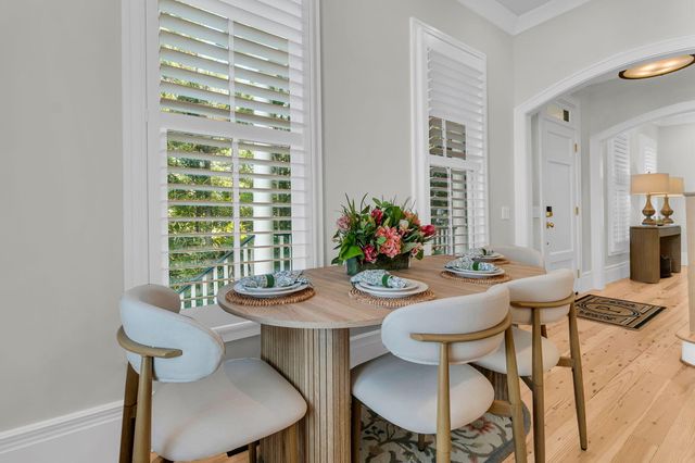 45 Eastlake Road, Mount Pleasant, SC 29464