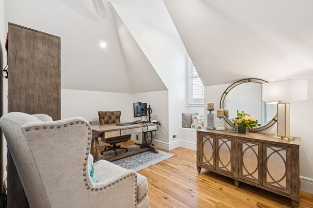 45 Eastlake Road, Mount Pleasant, SC 29464