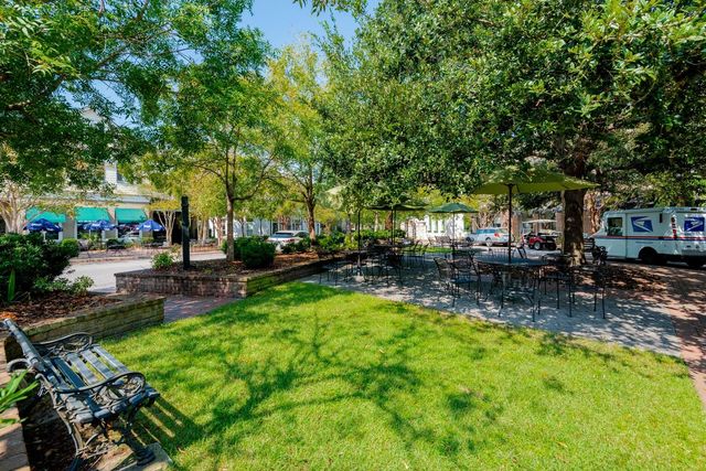 45 Eastlake Road, Mount Pleasant, SC 29464