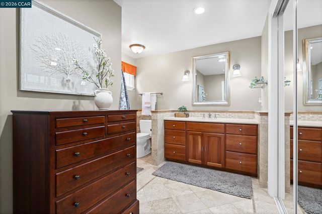 2871 Bowling Green Dr, Walnut Creek, CA 94598