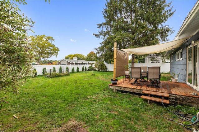 34 Bayberry Circle, Clay, NY 13090