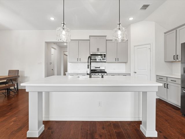 7017 Green Field Street, Aubrey, TX 76227
