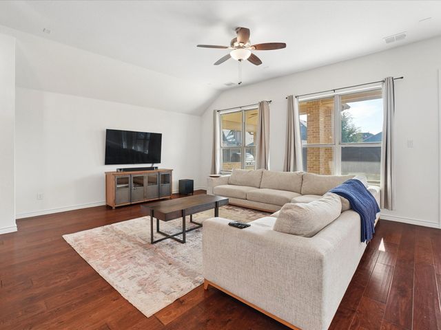 7017 Green Field Street, Aubrey, TX 76227