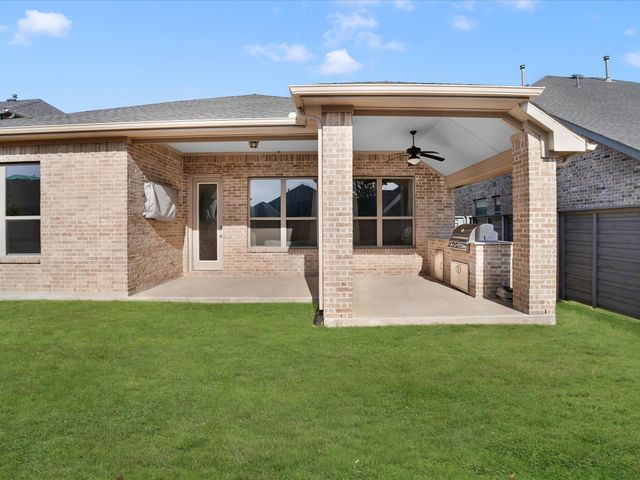 7017 Green Field Street, Aubrey, TX 76227